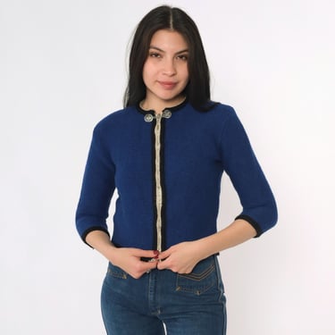 Vintage 1960's SKOOKUM padded shooting sweater, navy blue