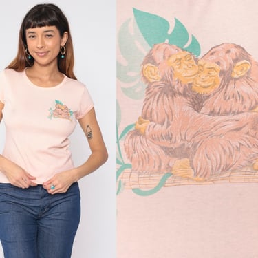 Hugging Monkeys Shirt 80s Baby Tee Cute Chimpanzee Animals in Love Graphic T-Shirt Kawaii Single Stitch Light Pink Vintage 1980s Medium M 