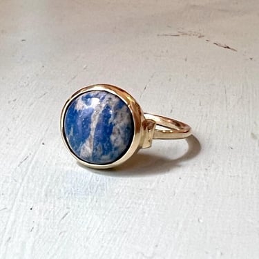 Handmade 10mm Chilean Lapis Handcut in a HAndmade Solid 14k Gold Ring 