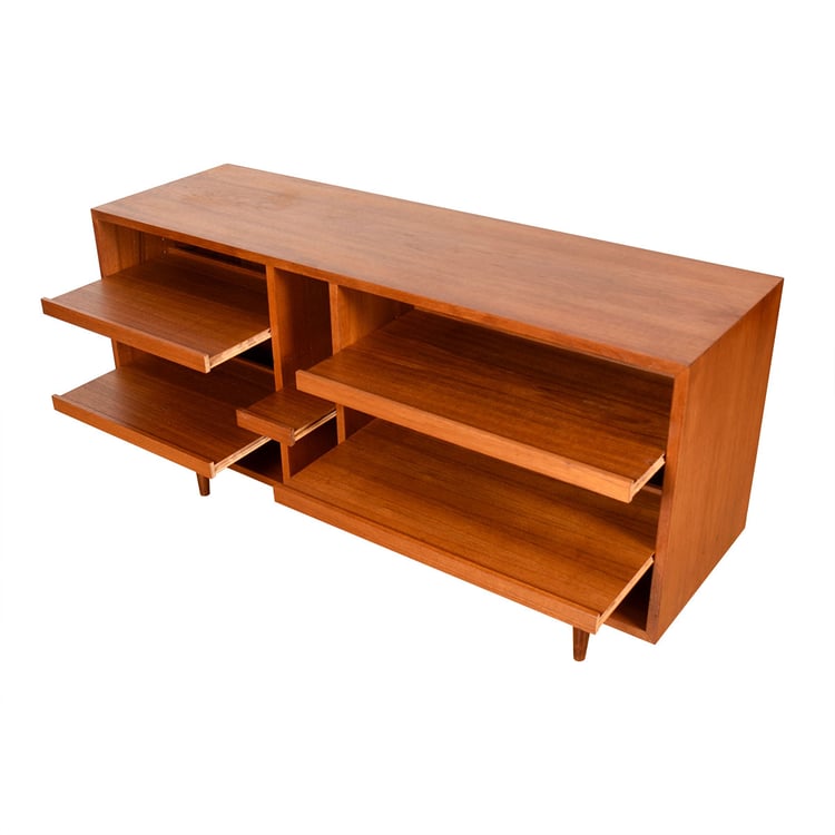 Danish Modern Teak Open Media Cabinet w. 4 Pull-Out Shelves