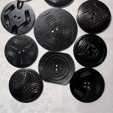 Buttons celluloid black wafer lot 11 