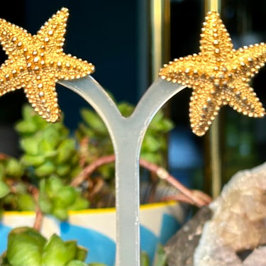 Vintage Starfish Earrings Monet Clip On Retro Fashion Jewelry Ocean Sealife 