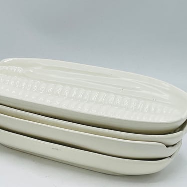 Vintage WHITE Ceramic Corn Cob Holder Set Of (4) Ear Plate Dishes- Chip Free 