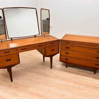 Vanity Dresser set by Butilux Furniture 