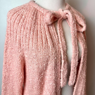 1970’s champagne Pink Cardigan sweater with pockets~ long tunic style~ pussy cat bow/ tie~ nubby ribbed comfy vintage sweaters/ LG 