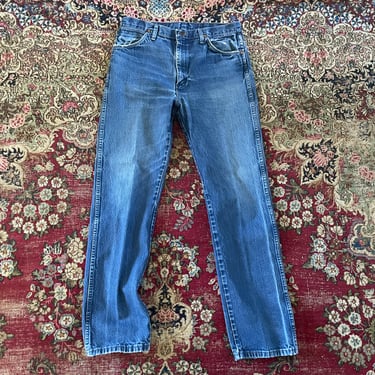 Vintage ‘70s Wrangler jeans, cigarette pack fade on pocket  | vintage workwear denim, hippie, Western, measures 34 x 32 