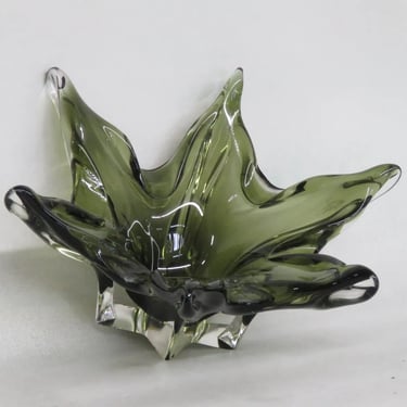 Chalet Style Canada Green Art Glass Flower Bowl Ash Tray 3440B