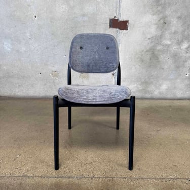 Knoll Studio "Iquo" Staking Chair - Grey