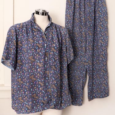 Art Deco style PAJAMA SET size Large Grey Wish Flower Print Rayon Top & Pants Blouse Shirt PJ's Vintage 1960's 