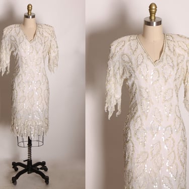 1980s White Short Sleeve Flame Fringes Sequin Beaded Flapper Style Dress by Carina -S 