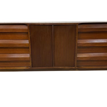 Mid-Century Modern Lane 1st Edition Walnut Dresser 