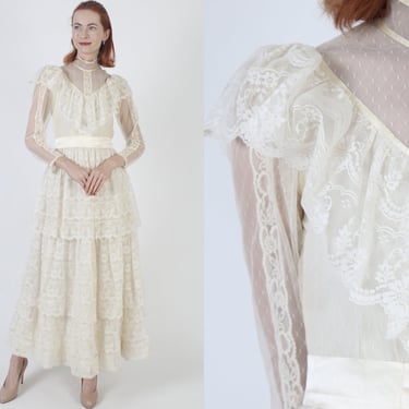 Long Ivory Candi Jones California Boho Wedding Gown, Vintage 70s Victorian Inspired Antique Dress, Old Fashion Prairecore Outfit 