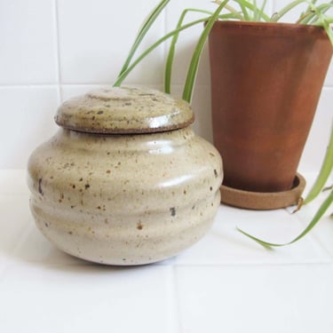 Vintage Studio Pottery Ceramic Lidded Jar - 70s Small Lid Container Vanity Tabletop -  Bathroom Cotton Ball Salt Cellar 