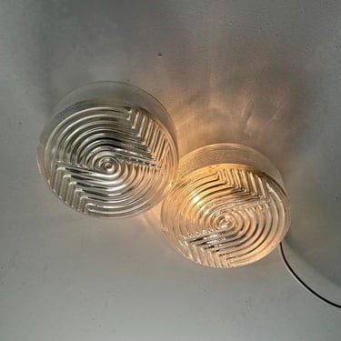 Vintage round glass lamp with relief / retro glass wall lamp / mid-century ceiling lamp / glass lampshade / Made in Italy / 1970s 