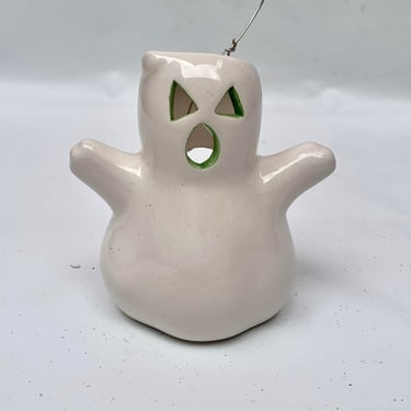 Ghostly Candle Holder