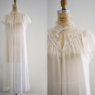 1970s Cream Long Night Gown 