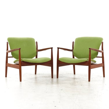 Finn Juhl Mid Century FJ-136 Danish Teak Lounge Chairs - Pair - mcm 