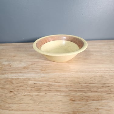 Canonsburg Pottery Sunbeam Lg Bowl 