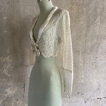 Vintage 1930s White Cotton Floral Lace Blouse Molded Silk Satin Flower Dress Top