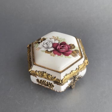 Hexagon porcelain jewelry box Floral lidded trinket box Rose ceramic dish Japanese vanity decor Vanity collection for her Made in Japan 