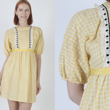 Casual 70s Yellow And White Checker Print Gingham Mini Picnic Dress 