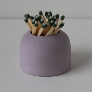 Lilac Ceramic Match Striker with Matches 