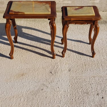 Antique Coffe Table Set/Set Of 2 Stackable Side Tables/ Louis XV Style Nesting Tables/ Onyx and Wood Nesting Tables / MCM Coffe Tables/ 60's 