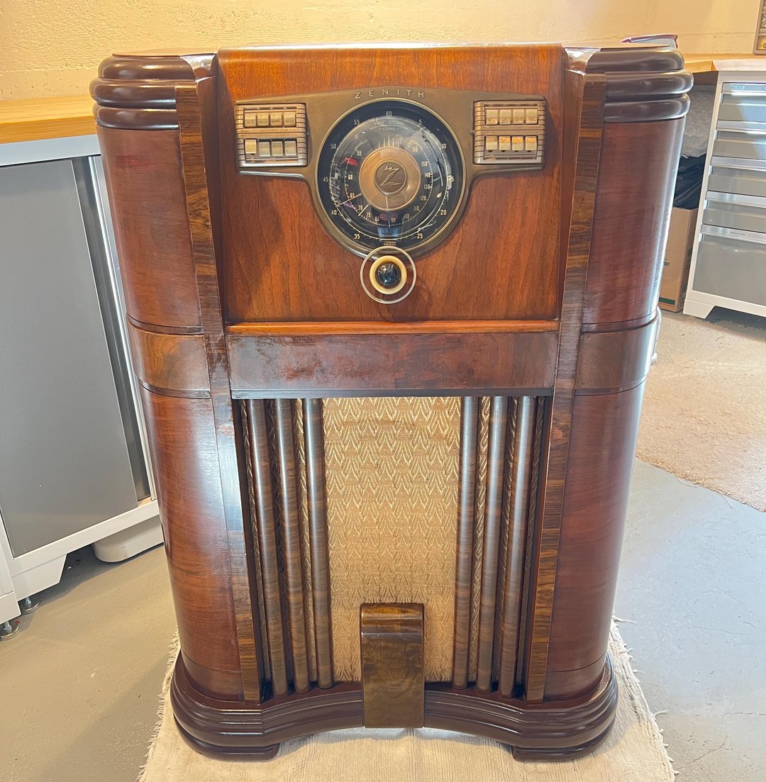 1940 Zenith 12S569Z Tri-Color Shutterdial AM/SW/MP3