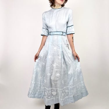 The Edwardian Endures Maxi Dress