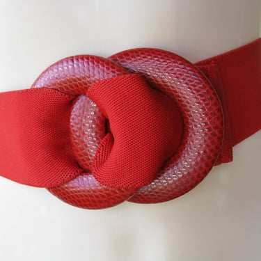 vintage red infinity belt 1980s elastic stretch double circle XL / 1X 