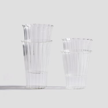 ENSEMBLE DE QUATRE PETITS VERRES