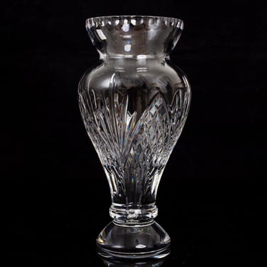 Cut Crystal Vase With Diamond Pattern | Beautiful Centerpiece for Any Room 