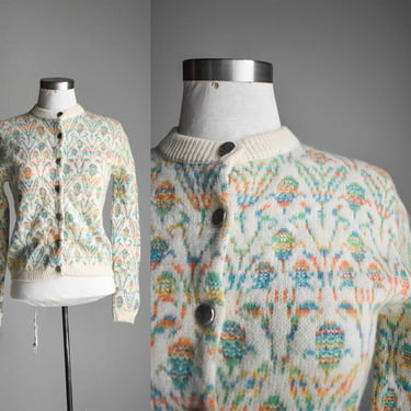 1960s Floral Knit Cardigan Sweater 