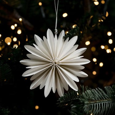 BWC White Star Design Hanging Ornaments