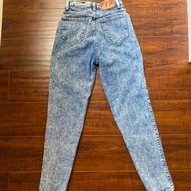 Vintage 1990’s Acid Wash Jeans by Sasson 