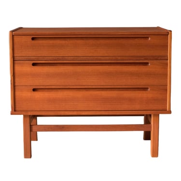 Free Shipping Within Continental US - Vintage Danish Mid Century Modern Dresser with Vanity Mirror In Teak by Nils Jonsson 