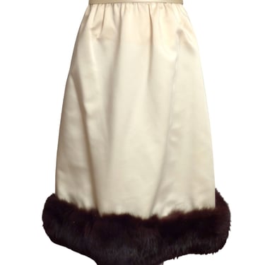 VICTORIA ROYALE- 1970s Ivory Satin & Fur Skirt, Size 2