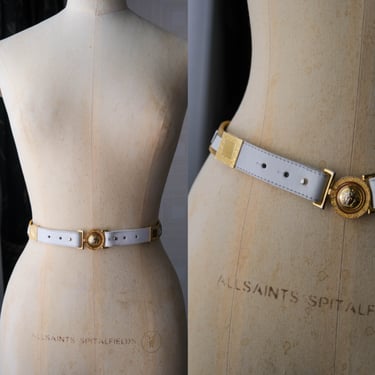 Vintage 90s GIANNI VERSACE White Leather & Gold Chain Mesh Medusa Clip Buckle w/ Micro Medusa Studs | Made in Italy | 1990s Designer Belt 