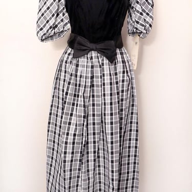 new tags LANZ Dress Plaid Velvet and Taffeta Preppy Vintage 1970's, 1980's, Black & White, Full  Skirt, Party Prom Evening Dress, Medium 
