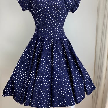 1950's POLKA DOT DRESS - Nipped Drop-Waist - Scoop Neckline - All Cotton - Full Gathered Skirt  - Size Small to Medium 