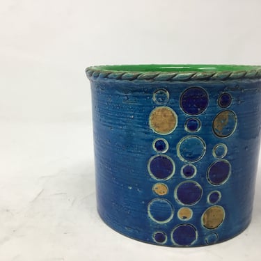Vintage, Mid-century Modern, Planter Pot Cachepot in Rimini Blue ,  by Aldo Londi for Bitossi, Italy circa 1960s 