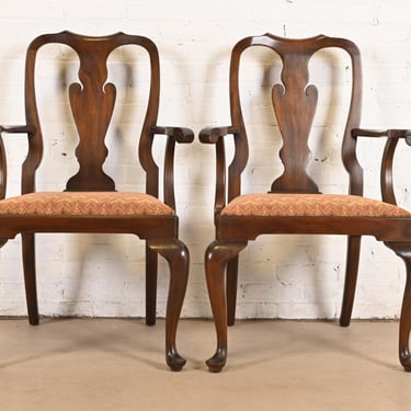 Henkel Harris Queen Anne Solid Mahogany Armchairs or Dining Chairs, Pair