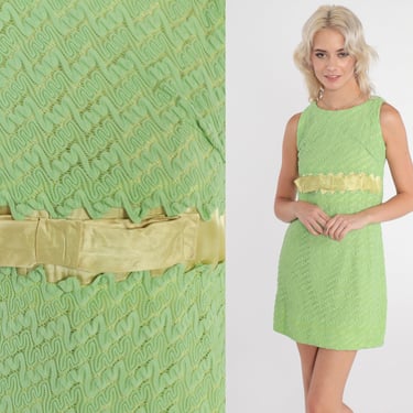 60s Cocktail Dress Green Lace Mini Dress Squiggle Party Empire Waist Ribbon Bow Formal Evening Sleeveless Vintage 1960s Extra Small xs 