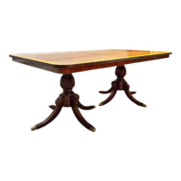 Banded Mahogany Regency Pedestal Dining Table With 2 Leaves - Hand Made in Italy 