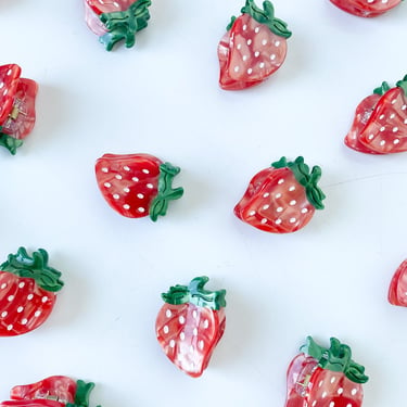 Mini Strawberry Hair Claws