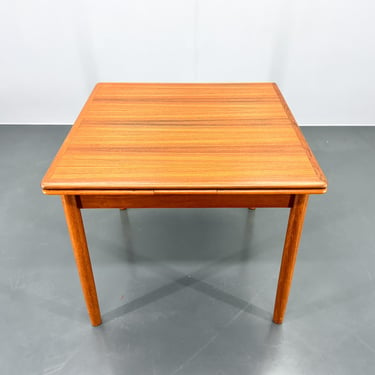 1960s Danish Teak Extendable Dining Table / Vintage Table / Mid Century Modern 