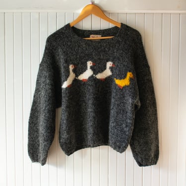 Vintage 1970s Wool Knit Ducky Sweater Medium