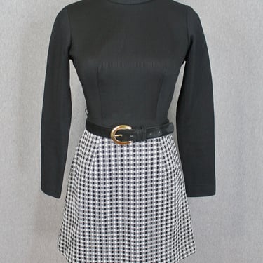 1960s 1970s Retro Plaid Mini Dress - Mid Century Mod - Mockneck, Turtleneck - Houndstooth - Sweater Dress 