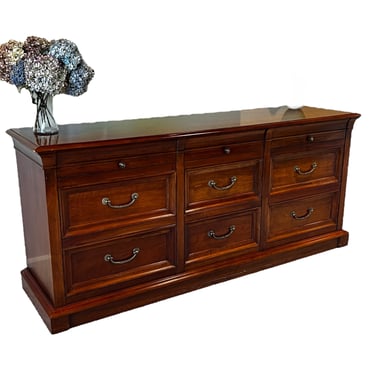 Ethan Allen 9 Drawer Cherry Dresser  DG233-12