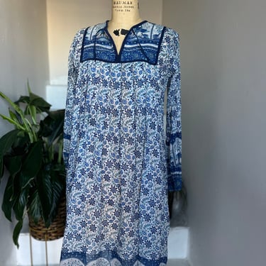 1970s Indian Cotton Dresden Blue and White Lawn Cotton Dress Belted Vintage 70s 